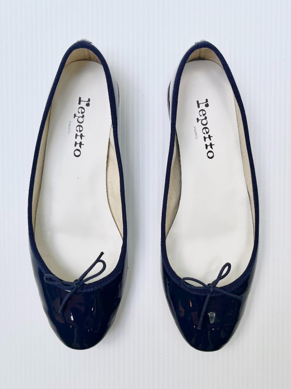Repetto Cendrillon Patent Leather Ballet Flats in Navy - Size 39 EU/7.5-8 US